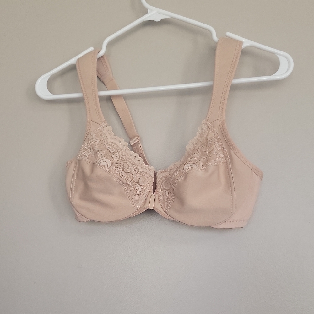 Glamorise Nude Lace Trim Front Closure Underwire Bra Size 36B